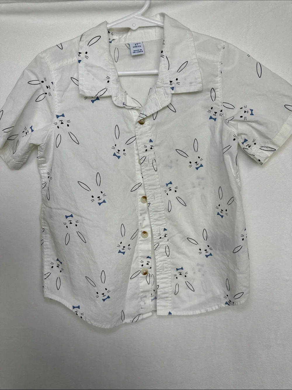 Old Navy White Short-Sleeve Bunny Print Button-Down Shirt